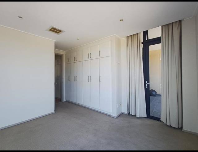 2 BEDROOM APARTMENT FOR SALE IN POINT WATERFRONT